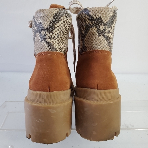 Dolce Vita Rubi Hiker Boot Size 8 Suede Snake Print Accent Chunky Y2K Lug Sole - Picture 10 of 15